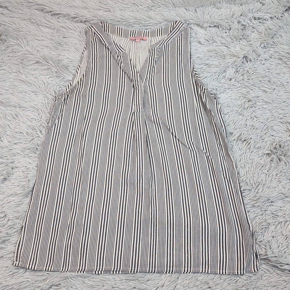 Saint Tropez Shirt Womens M Gray‎ Striped Linen Blend Lightweight Top Sleeveless